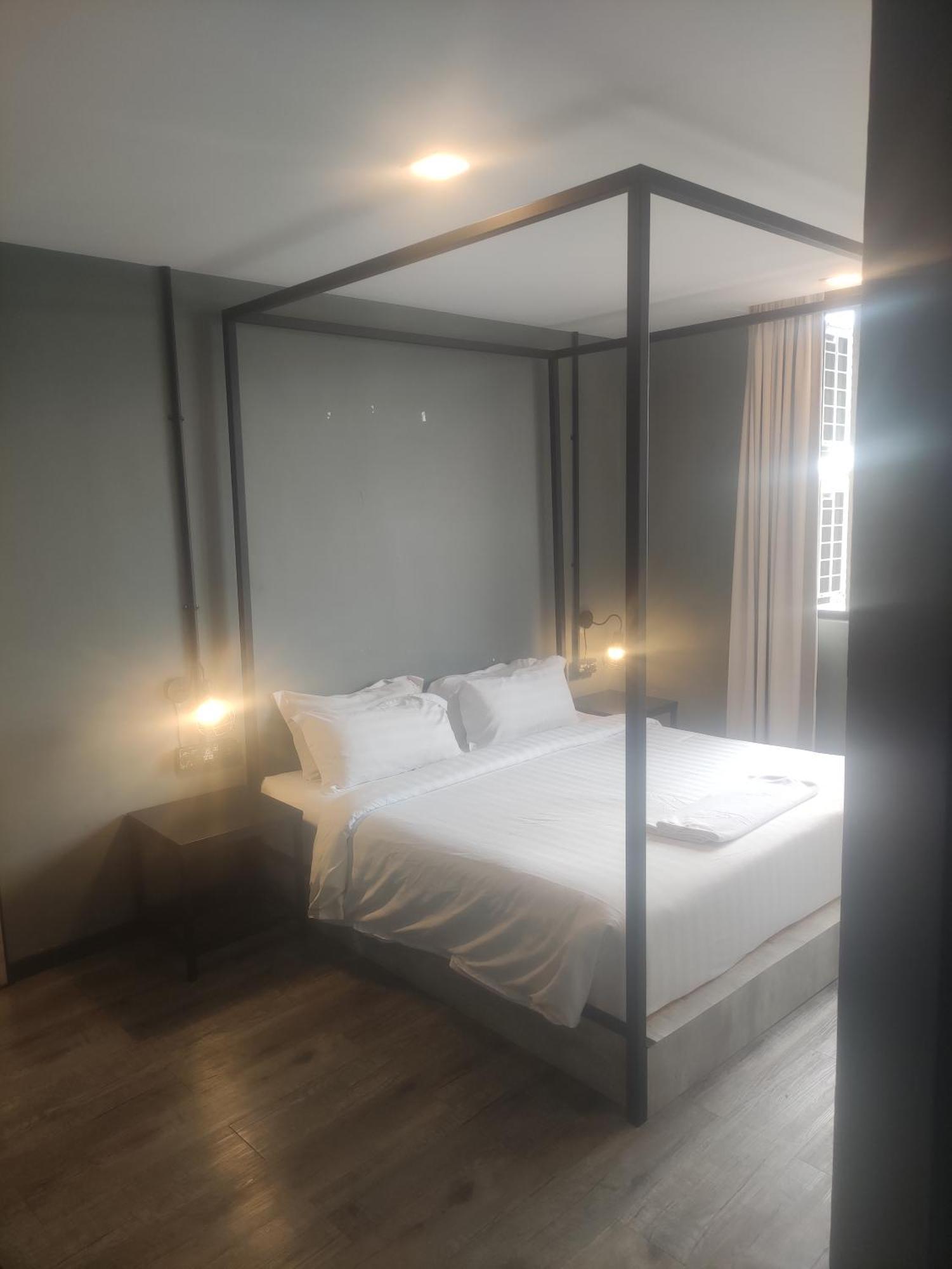 68 Boutique Hotel Sitiawan Extérieur photo