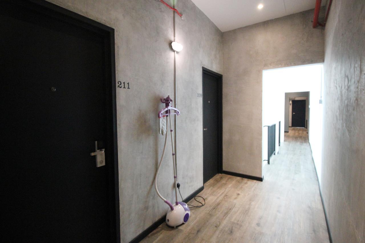 68 Boutique Hotel Sitiawan Extérieur photo