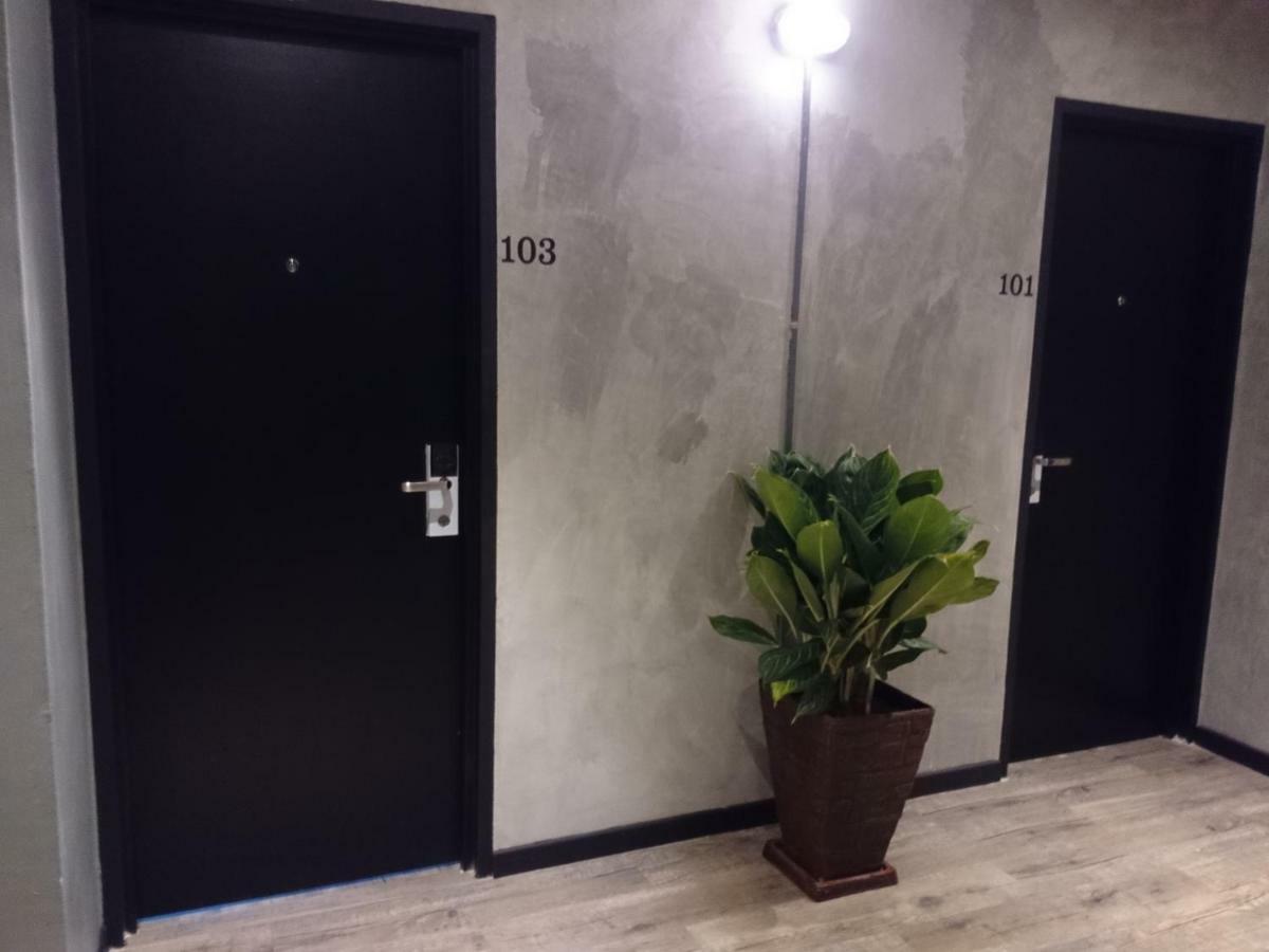 68 Boutique Hotel Sitiawan Extérieur photo